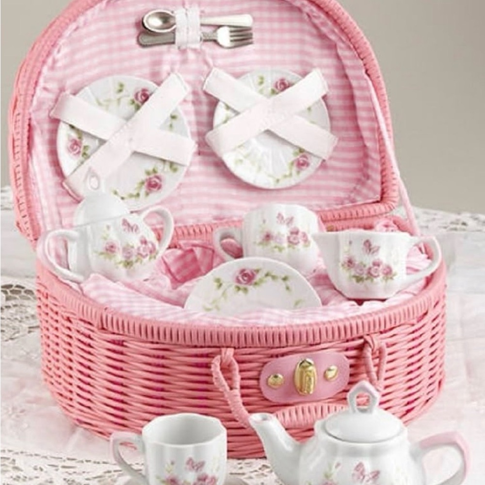 Gently Used Delton Products Rose Tea Set for 2, Pink